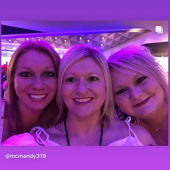 Meet your Posher, Allison - Picture 6 of 8